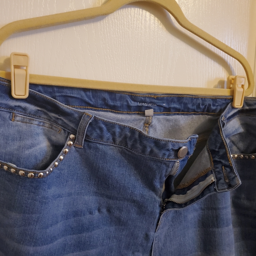Loralette Size 20W. The diva is in the details Ladies, studded details!